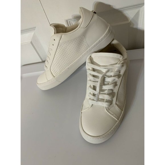 New Steve Madden Womens Casual Sneaker Shoes White VONN01S1‎ Sz-7.0 M Bertie - Picture 1 of 10